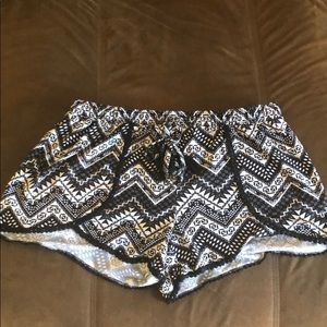 Black and white pattern shorts